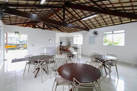 Apartamento para alugar com 45m², 2 quartos e 1 vagaÁrea comum - Salão de festas