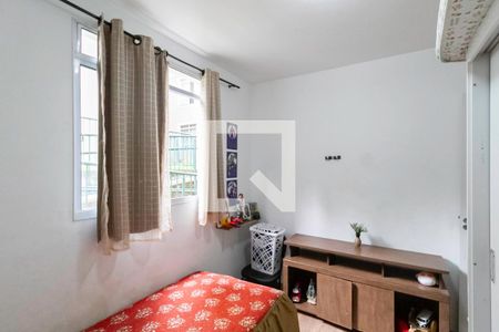 Quarto 1 de apartamento para alugar com 2 quartos, 45m² em Frei Leopoldo, Belo Horizonte