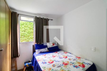 Quarto 2 de apartamento para alugar com 2 quartos, 45m² em Frei Leopoldo, Belo Horizonte