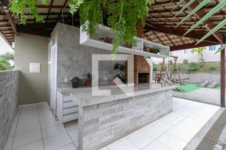 Apartamento para alugar com 45m², 2 quartos e 1 vagaÁrea comum - Churrasqueira