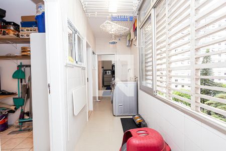 Apartamento à venda com 300m², 3 quartos e 1 vagaÁrea de Serviço