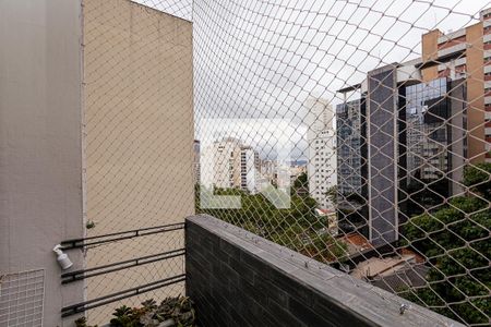Apartamento à venda com 300m², 3 quartos e 1 vagaSacada