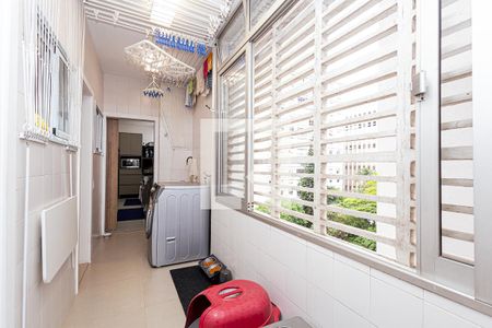 Apartamento à venda com 300m², 3 quartos e 1 vagaÁrea de Serviço