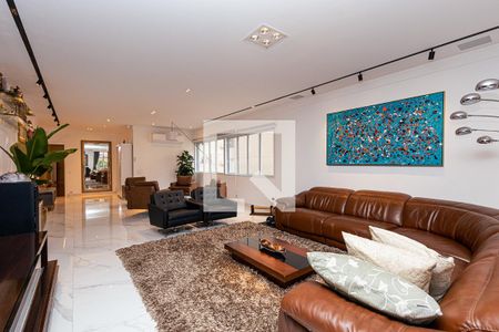 Apartamento à venda com 300m², 3 quartos e 1 vagaSala