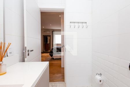 Apartamento à venda com 300m², 3 quartos e 1 vagaBanheiro da Suíte 1