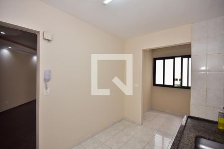 Apartamento para alugar com 65m², 2 quartos e 2 vagasCozinha