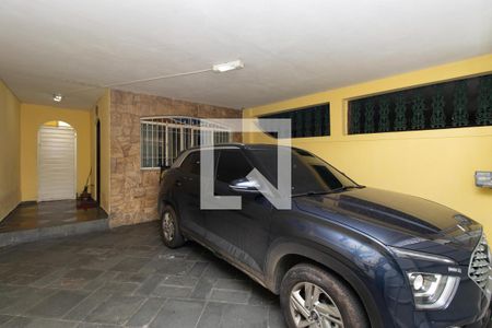 Casa à venda com 120m², 4 quartos e 2 vagas Casa à venda com 120m², 4 quartos e 2 vagasGaragem