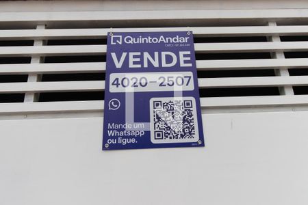 Casa à venda com 120m², 4 quartos e 2 vagas Casa à venda com 120m², 4 quartos e 2 vagasPlaca