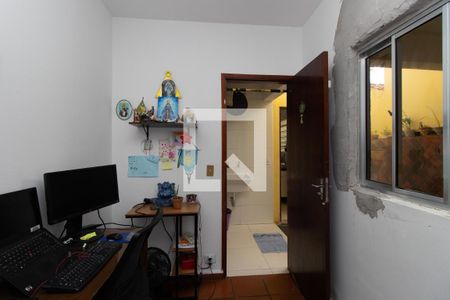 Casa à venda com 120m², 4 quartos e 2 vagas Casa à venda com 120m², 4 quartos e 2 vagasQuarto 3