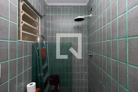 Casa à venda com 120m², 4 quartos e 2 vagas Casa à venda com 120m², 4 quartos e 2 vagasBanheiro de Serviço