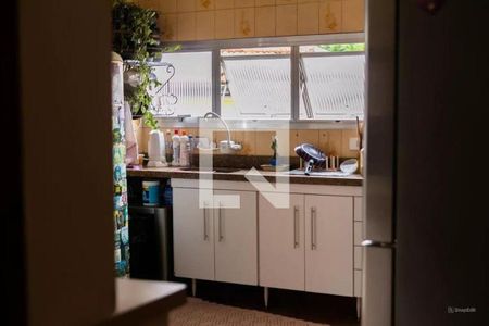 Casa à venda com 4 quartos, 149m² em Bosque da Saúde, São Paulo