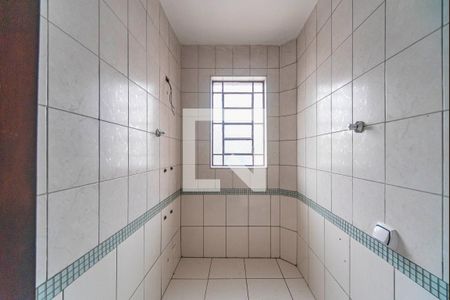 Casa à venda com 197m², 5 quartos e 2 vagas Casa à venda com 197m², 5 quartos e 2 vagasBanheiro Social