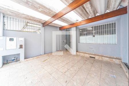 Casa à venda com 197m², 5 quartos e 2 vagas Casa à venda com 197m², 5 quartos e 2 vagasGaragem