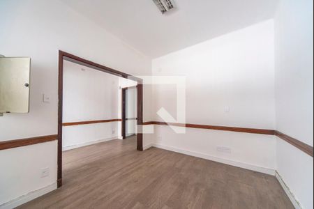 Casa à venda com 197m², 5 quartos e 2 vagas Casa à venda com 197m², 5 quartos e 2 vagasSala 2