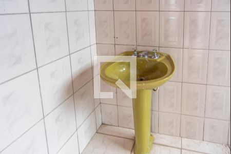 Casa à venda com 197m², 5 quartos e 2 vagas Casa à venda com 197m², 5 quartos e 2 vagasBanheiro de serviço