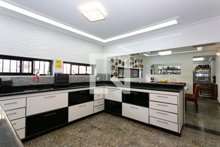 Casa à venda com 500m², 4 quartos e 6 vagasCozinha