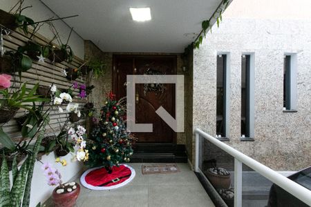 Casa à venda com 500m², 4 quartos e 6 vagasEntrada Social