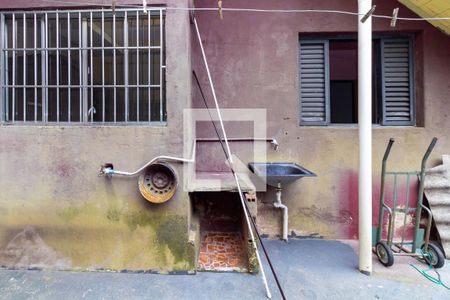 Casa para alugar com 76m², 2 quartos e 1 vagaÁrea de Serviço