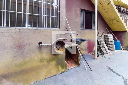 Casa para alugar com 76m², 2 quartos e 1 vagaÁrea de Serviço