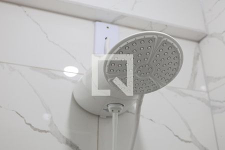 Banheiro da Suíte de casa para alugar com 1 quarto, 20m² em Santa Teresinha, São Paulo