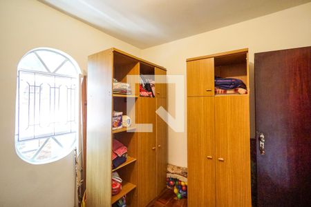 Casa à venda com 270m², 5 quartos e 3 vagasQuarto 04