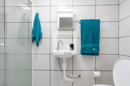 Casa para alugar com 70m², 1 quarto e 1 vaga Casa para alugar com 70m², 1 quarto e 1 vagaBanheiro da Suíte