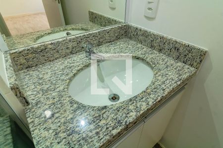 Banheiro de kitnet/studio para alugar com 1 quarto, 25m² em Vila da Saúde, São Paulo