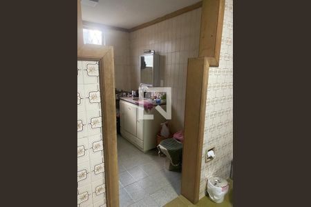 Casa de condomínio à venda com 350m², 6 quartos e 7 vagasBanheiro