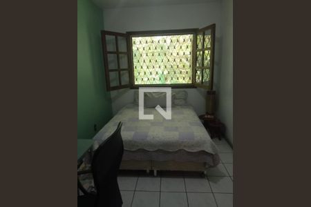 Casa de condomínio à venda com 350m², 6 quartos e 7 vagasQuarto