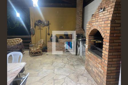 Casa de condomínio à venda com 350m², 6 quartos e 7 vagasChurrasqueira