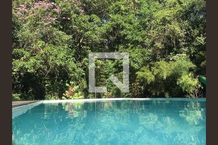 Casa de condomínio à venda com 350m², 6 quartos e 7 vagasPiscina