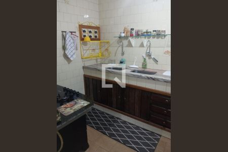 Casa de condomínio à venda com 350m², 6 quartos e 7 vagasCozinha