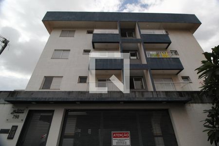 Apartamento para alugar com 54m², 2 quartos e 1 vagaFachada