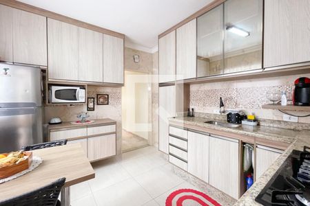 Casa à venda com 118m², 2 quartos e 2 vagasCozinha