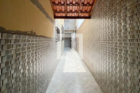 Casa à venda com 118m², 2 quartos e 2 vagasQuintal
