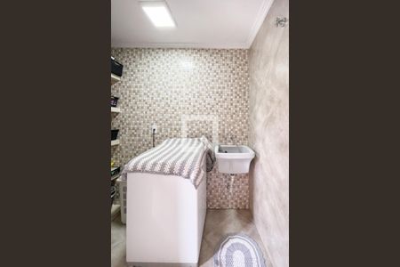 Casa à venda com 118m², 2 quartos e 2 vagasÁrea de Serviço