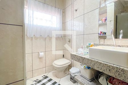 Casa à venda com 118m², 2 quartos e 2 vagasBanheiro Social