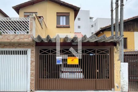 Casa à venda com 118m², 2 quartos e 2 vagasFachada