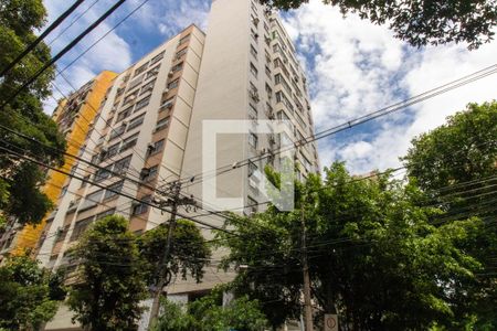 Apartamento à venda com 75m², 2 quartos e sem vaga Apartamento à venda com 75m², 2 quartos e sem vagaFachada