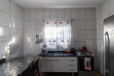 Casa à venda com 200m², 6 quartos e 2 vagas Casa à venda com 200m², 6 quartos e 2 vagasCozinha 2