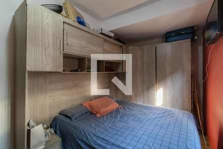 Casa à venda com 200m², 6 quartos e 2 vagas Casa à venda com 200m², 6 quartos e 2 vagasQuarto 3