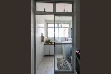 Apartamento à venda com 67m², 3 quartos e 1 vagaÁrea de Serviço