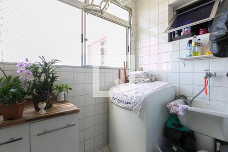 Apartamento à venda com 67m², 3 quartos e 1 vagaÁrea de Serviço