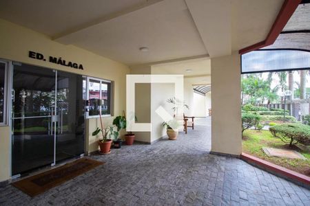 Apartamento à venda com 67m², 3 quartos e 1 vagaÁrea comum / Entrada 