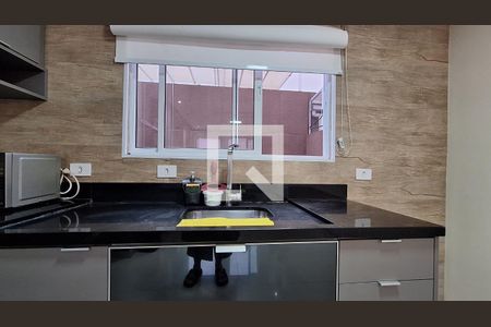 Casa de condomínio para alugar com 60m², 2 quartos e 2 vagasCozinha 