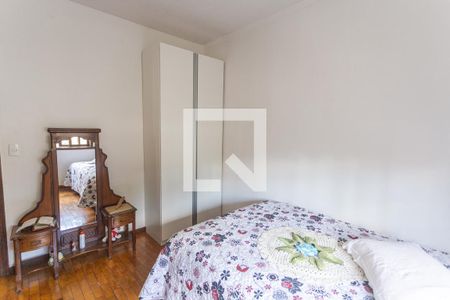 Casa à venda com 200m², 4 quartos e 2 vagasQuarto 3 no 2 no 2° Andar