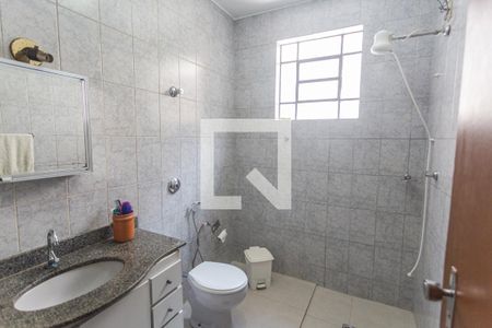 Casa à venda com 200m², 4 quartos e 2 vagasBanheiro Social 1