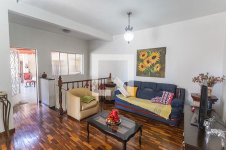 Casa à venda com 200m², 4 quartos e 2 vagasSala 2 no 2° Andar