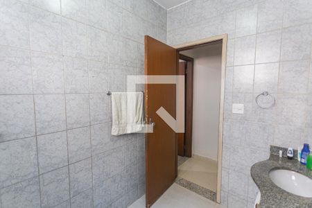 Casa à venda com 200m², 4 quartos e 2 vagasBanheiro Social 1
