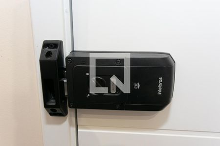 Studio à venda com 27m², 1 quarto e sem vagaFechadura Eletrônica